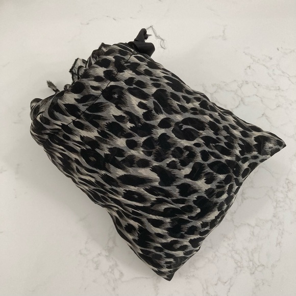 Leopard print cover up - Picture 4 of 4